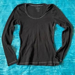 Long sleeve shirts
